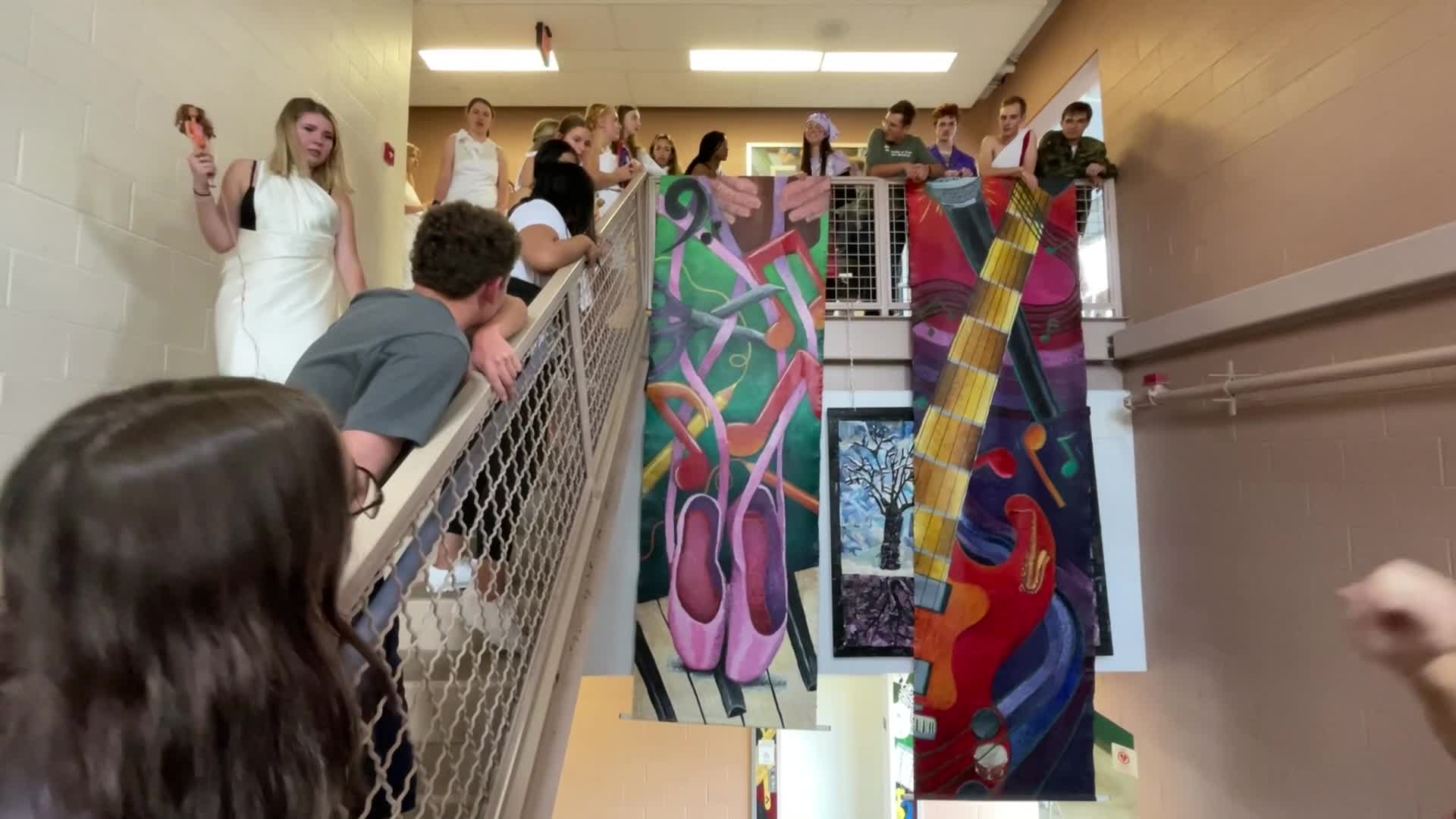 Bungee Jumping Dolls Thumbnail
