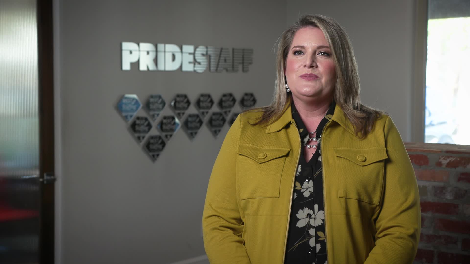 093_Staffing Professional Thumbnail