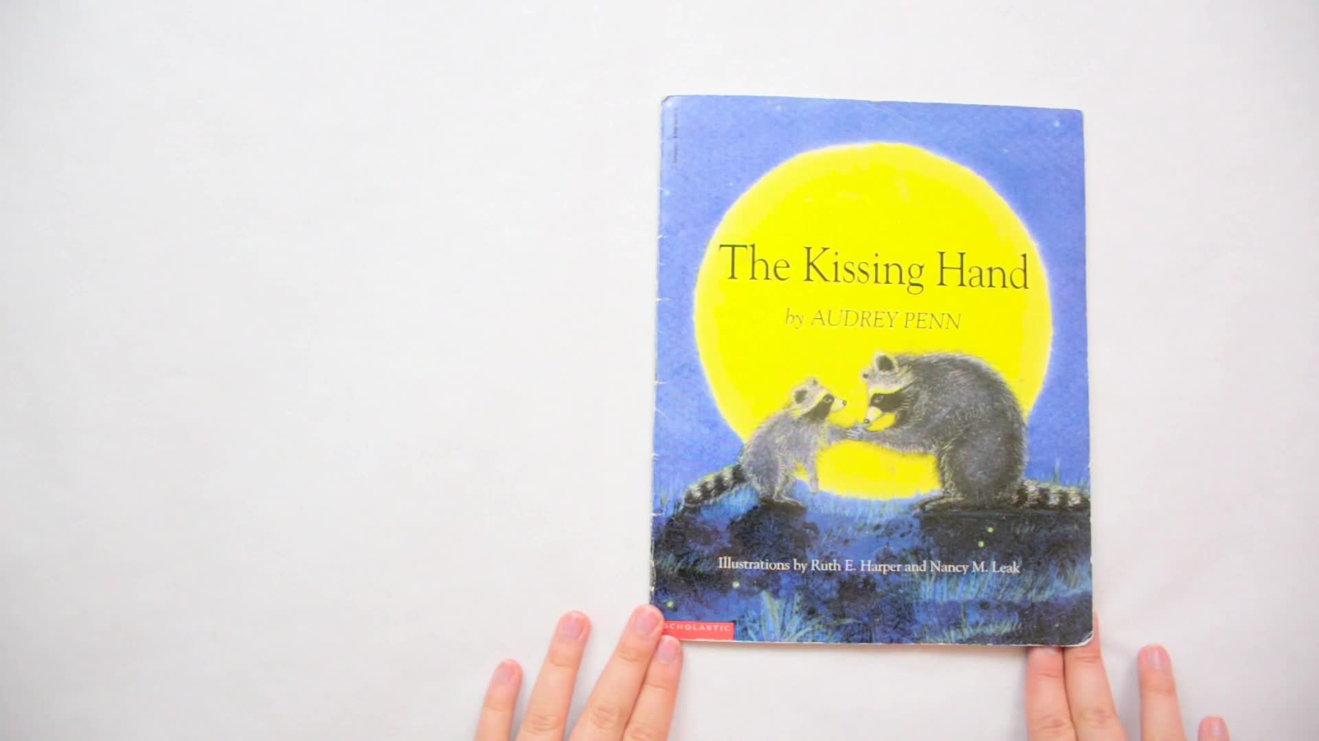 The Kissing Hand Thumbnail